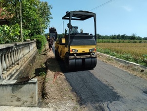 PERBAIKAN JALAN MENYONGSONG MUDIK LEBARAN 1444 H