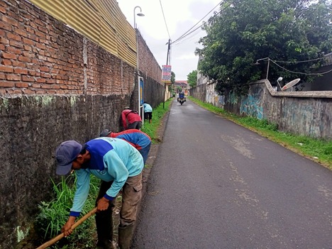 Kegiatan Rutin Pemeliharaan Jalan  Ruas Tunas patria