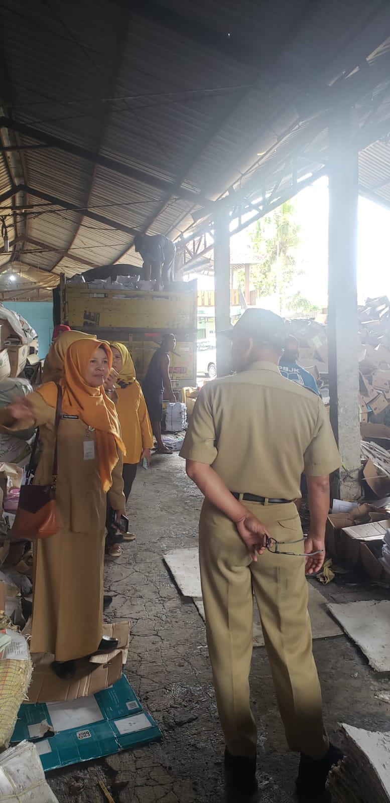MEWUJUDKAN EFEKTIFITAS DAN EFISIENSI PENGELOLAAN ARSIP DINAMIS,  DINAS PEKERJAAN UMUM DAN PENATAAN RUANG KABUPATEN PURWOREJO MELAKSANAKAN PEMUSNAHAN ARSIP