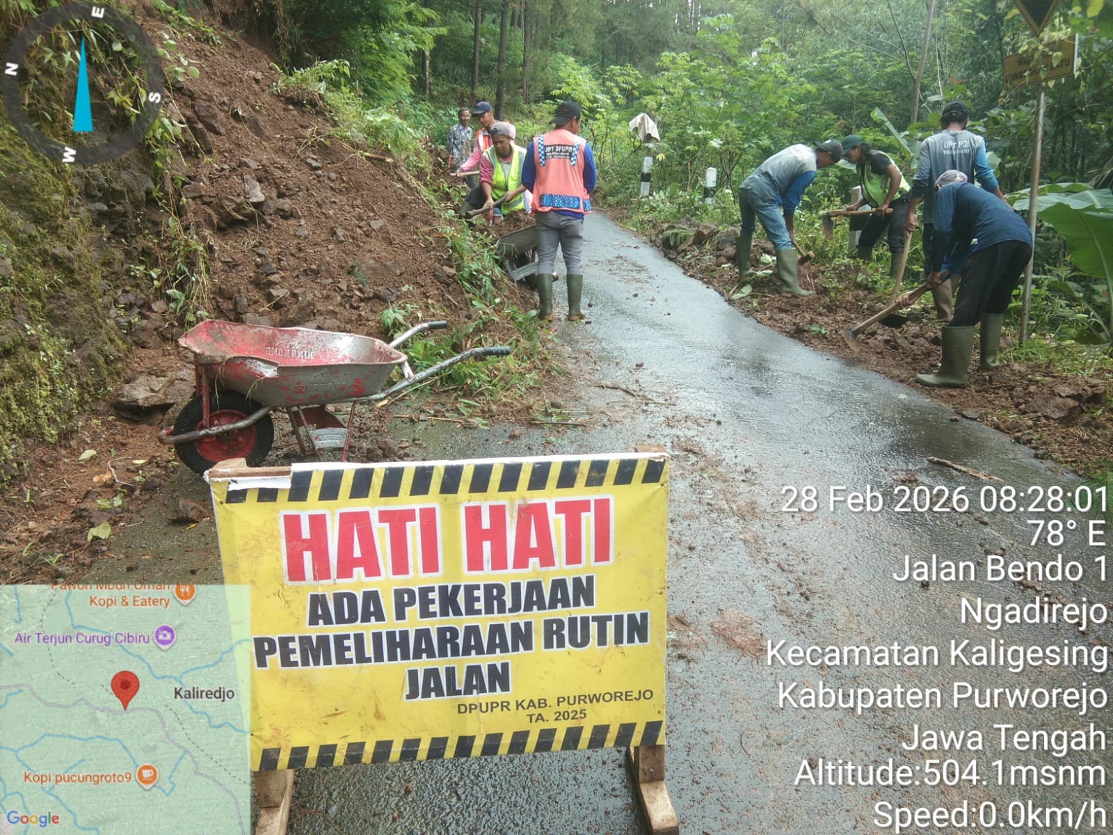 Tebing Longsor di Ruas Jalan Tridadi–Pucungroto, Akses Penghubung Loano–Kaligesing Sempat Terganggu