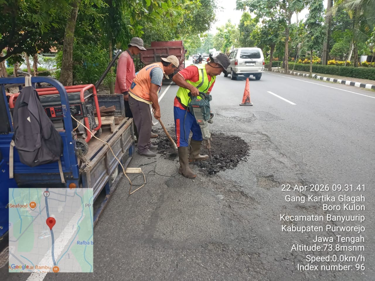 Patching Jalan Jadi Solusi Perbaikan Cepat di Wilayah Purworejo