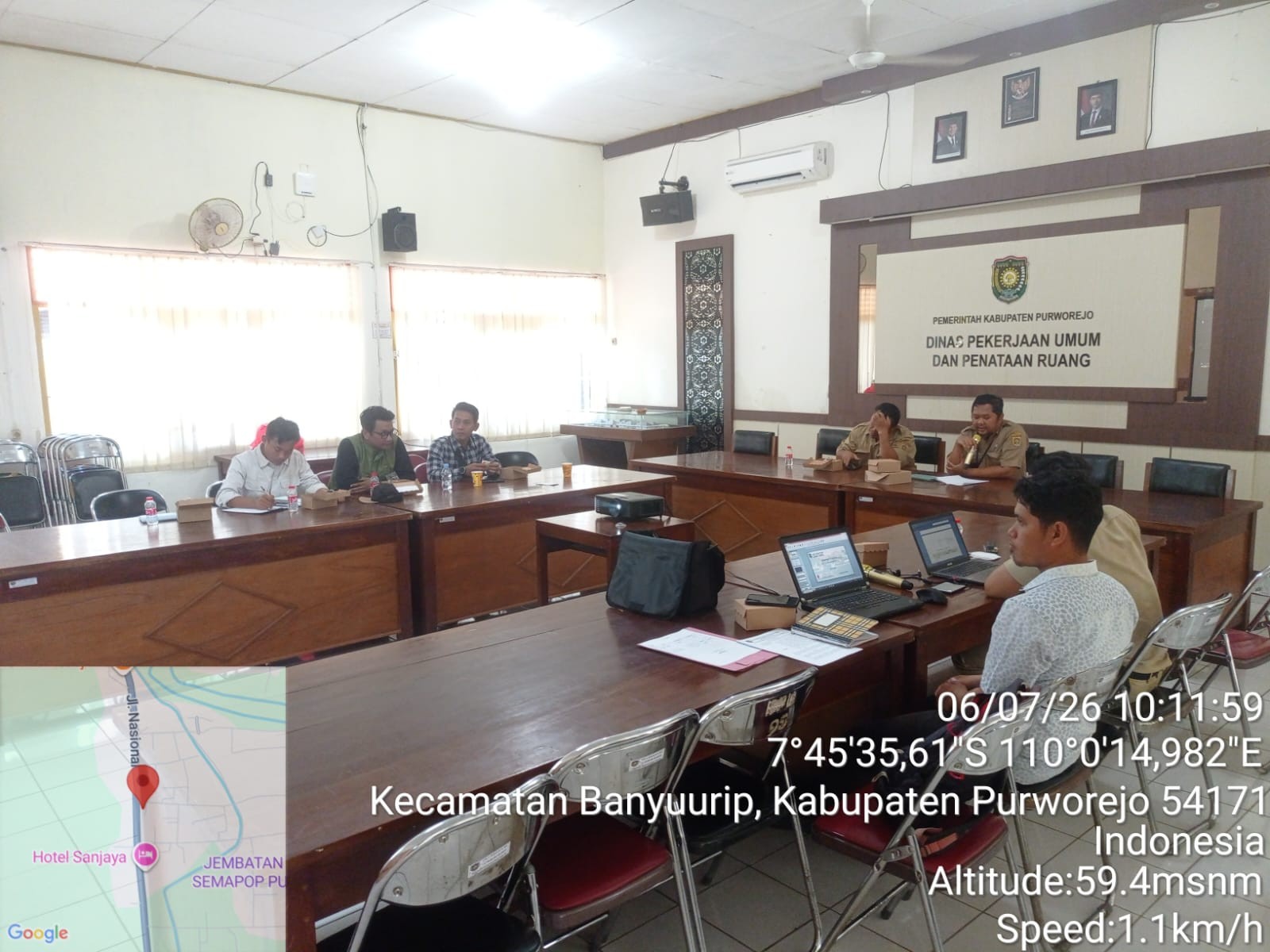 RAPAT PERSIAPAN PELAKSANAAN KONSTRUKSI/ PRE CONSTRUCTION MEETING (PCM) PEMBANGUNAN GEDUNG KELURAHAN CANGKREP KIDUL